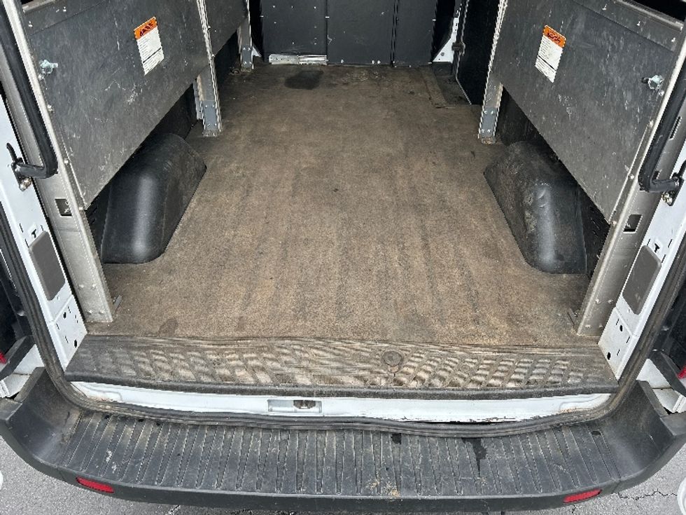 Cargo Van (Panel Van)-Light and Medium Duty Trucks-Ford-2023-Transit 250-Harrisburg-PA-40,717\n\t\tmiles-$ 51,250 - Image 10