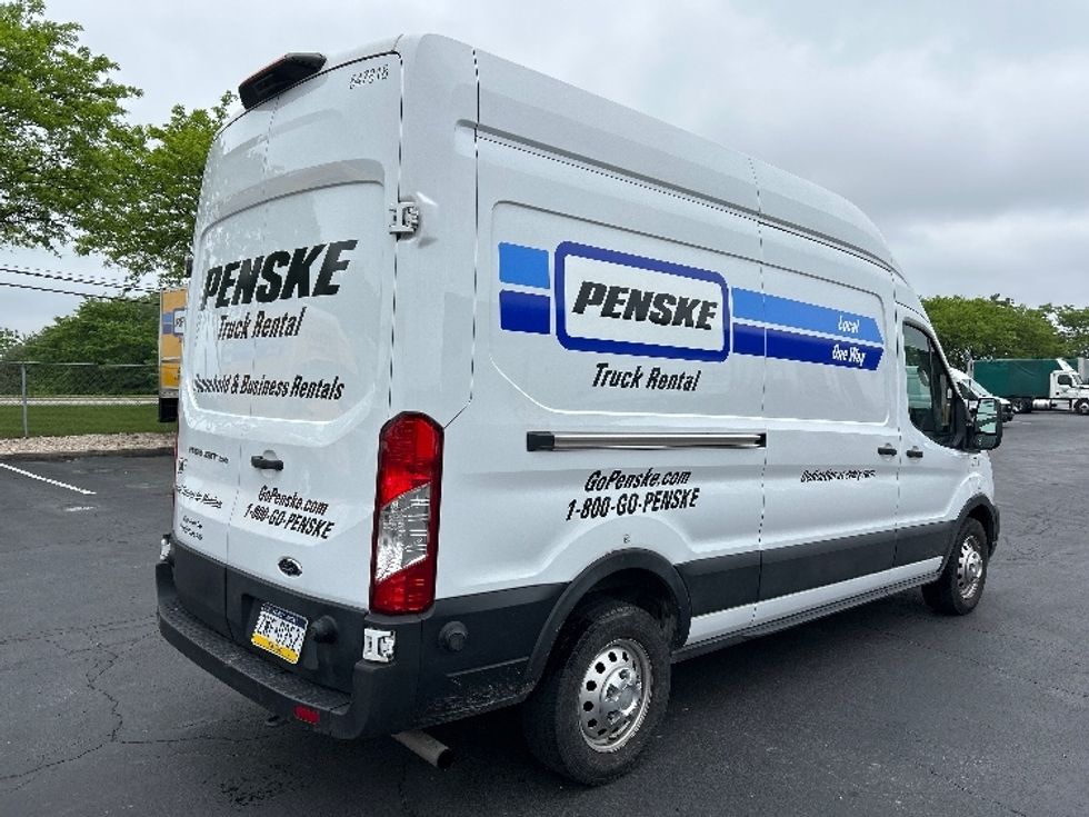 Cargo Van (Panel Van)-Light and Medium Duty Trucks-Ford-2023-Transit 250-Harrisburg-PA-40,717\n\t\tmiles-$ 51,250 - Image 13