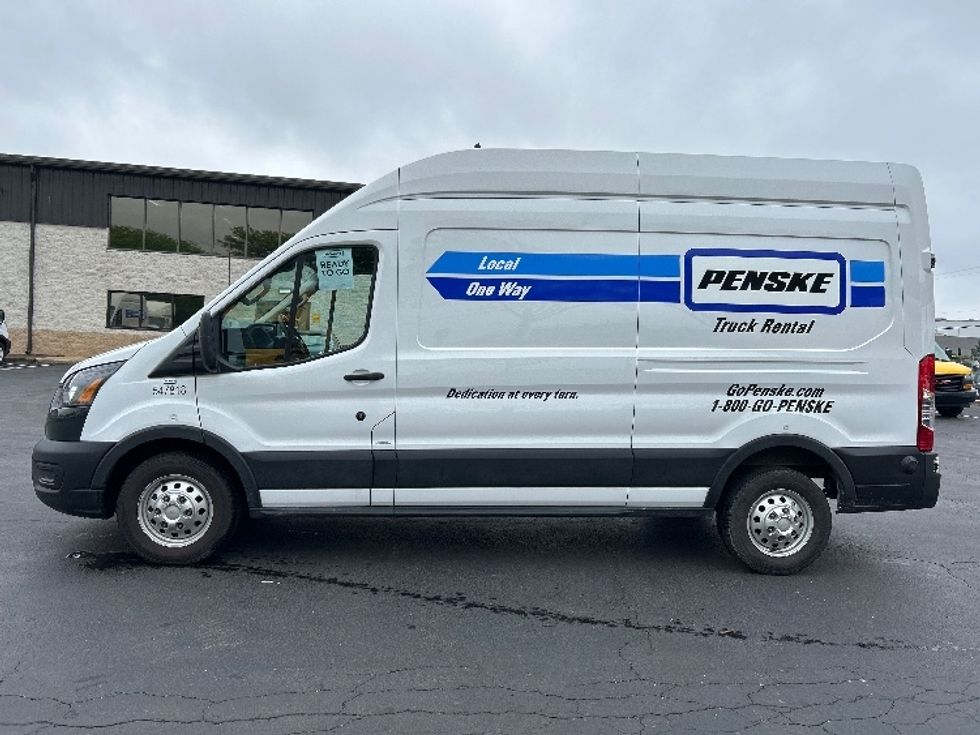 Cargo Van (Panel Van)-Light and Medium Duty Trucks-Ford-2023-Transit 250-Harrisburg-PA-40,717\n\t\tmiles-$ 51,250 - Image 4