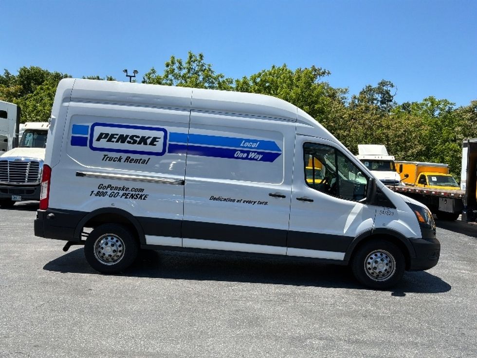 Cargo Van (Panel Van)-Light and Medium Duty Trucks-Ford-2023-Transit 250-Harrisburg-PA-75,153\n\t\tmiles-$ 47,250 - Image 15