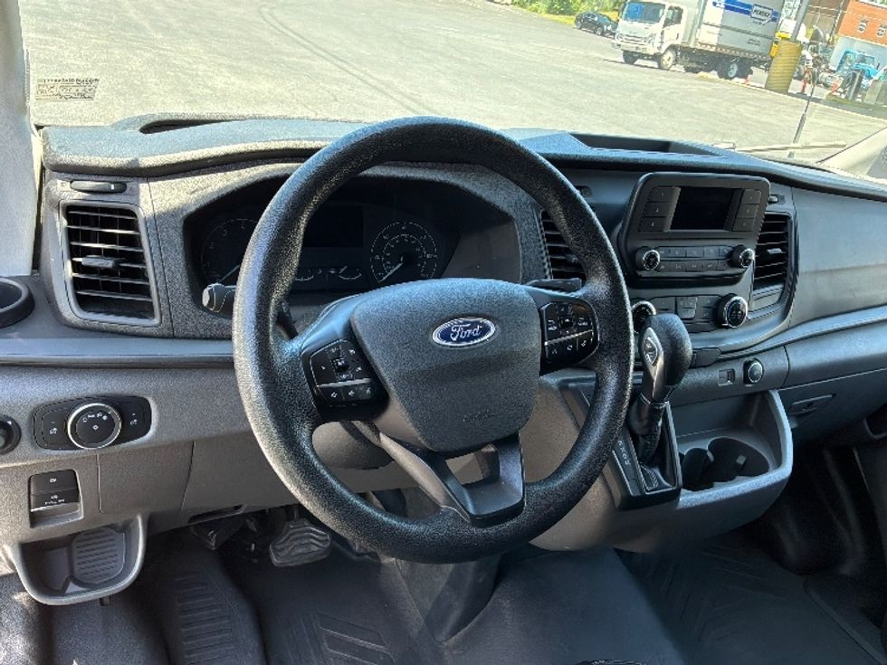 Cargo Van (Panel Van)-Light and Medium Duty Trucks-Ford-2023-Transit 250-Harrisburg-PA-75,153\n\t\tmiles-$ 47,250 - Image 18