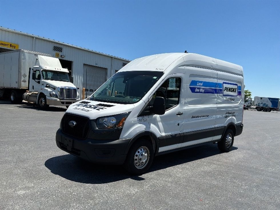 Cargo Van (Panel Van)-Light and Medium Duty Trucks-Ford-2023-Transit 250-Harrisburg-PA-75,153\n\t\tmiles-$ 47,250 - Image 3
