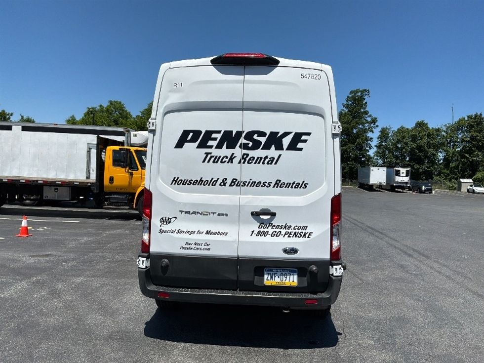 Cargo Van (Panel Van)-Light and Medium Duty Trucks-Ford-2023-Transit 250-Harrisburg-PA-75,153\n\t\tmiles-$ 47,250 - Image 7