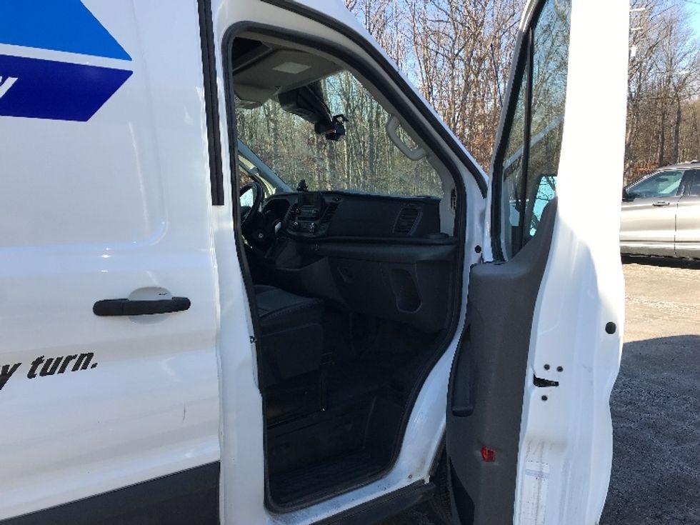 Cargo Van (Panel Van)-Light and Medium Duty Trucks-Ford-2023-Transit 250-Hazleton-PA-64,800\n\t\tmiles-$ 52,500 - Image 19