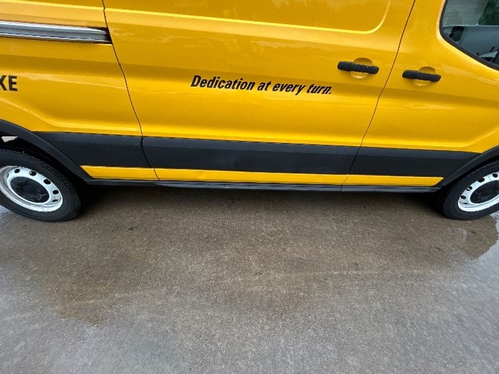 Cargo Van (Panel Van)-Light and Medium Duty Trucks-Ford-2023-Transit 250-Houston-TX-55,114\n\t\tmiles-$ 40,750 - Image 14
