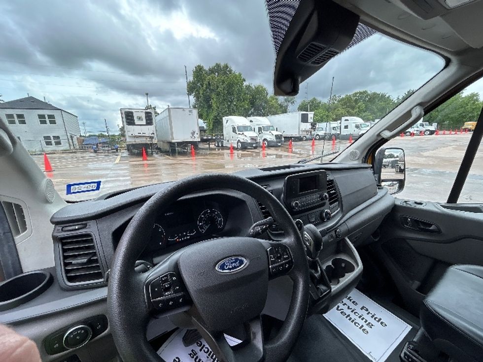 Cargo Van (Panel Van)-Light and Medium Duty Trucks-Ford-2023-Transit 250-Houston-TX-55,114\n\t\tmiles-$ 40,750 - Image 18