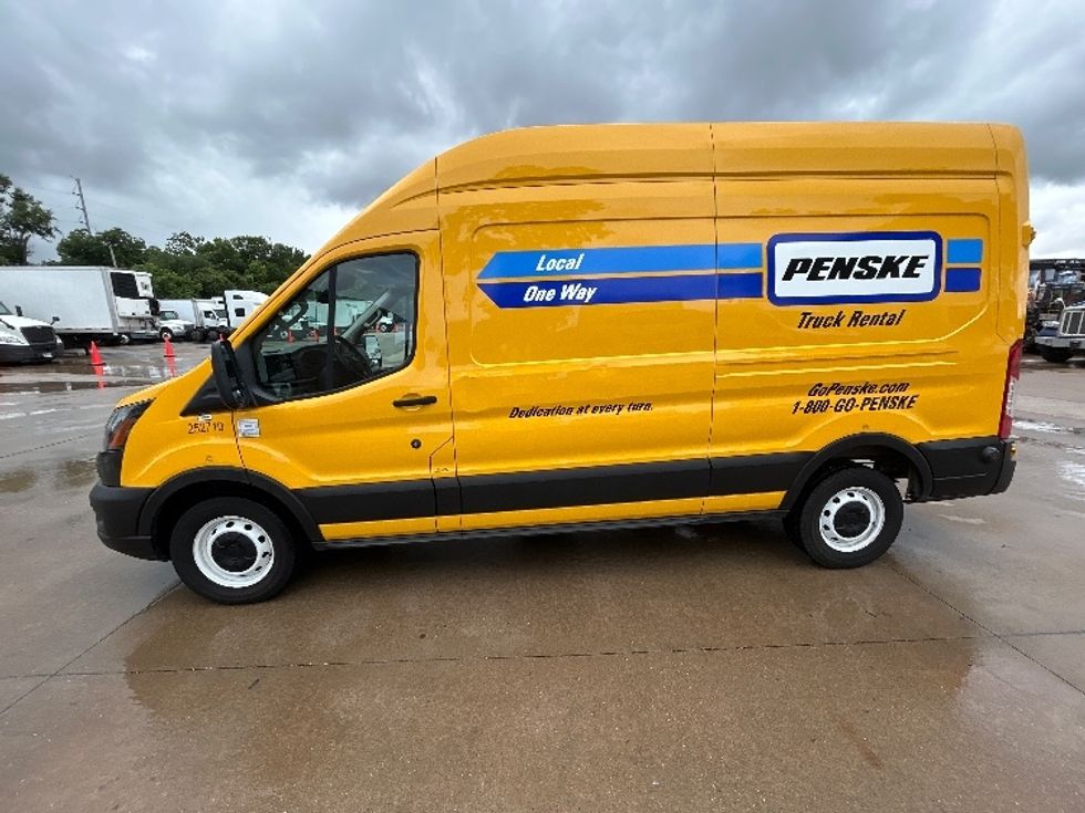 Cargo Van (Panel Van)-Light and Medium Duty Trucks-Ford-2023-Transit 250-Houston-TX-55,114\n\t\tmiles-$ 40,750 - Image 4