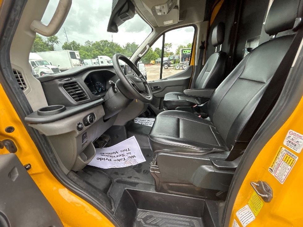 Cargo Van (Panel Van)-Light and Medium Duty Trucks-Ford-2023-Transit 250-Houston-TX-55,114\n\t\tmiles-$ 40,750 - Image 5
