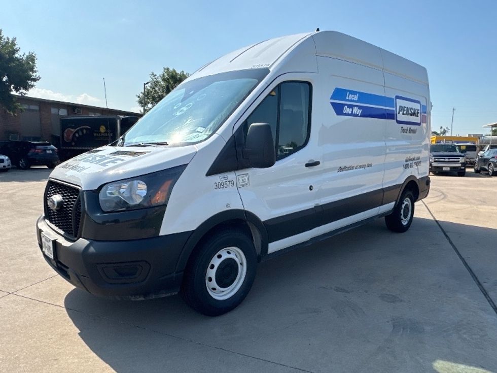2023 Ford Transit photo 2