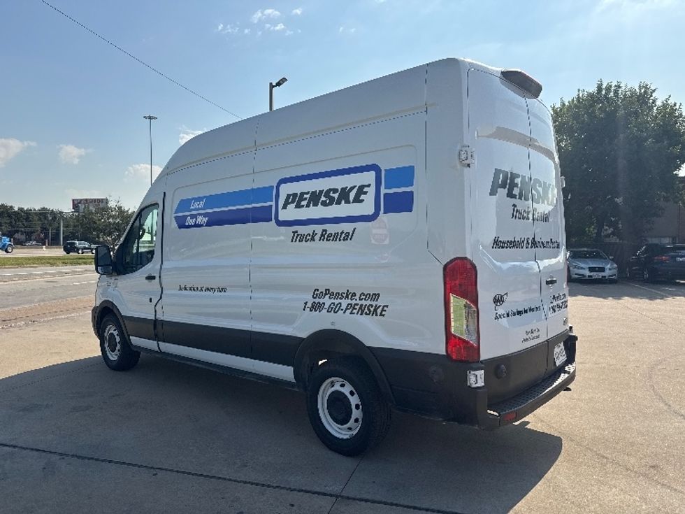 2023 Ford Transit photo 4