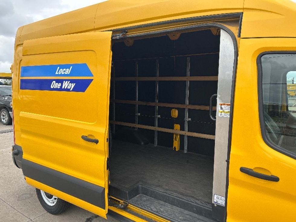 Cargo Van (Panel Van)-Light and Medium Duty Trucks-Ford-2023-Transit 250-Houston-TX-75,398\n\t\tmiles-$ 38,000 - Image 25