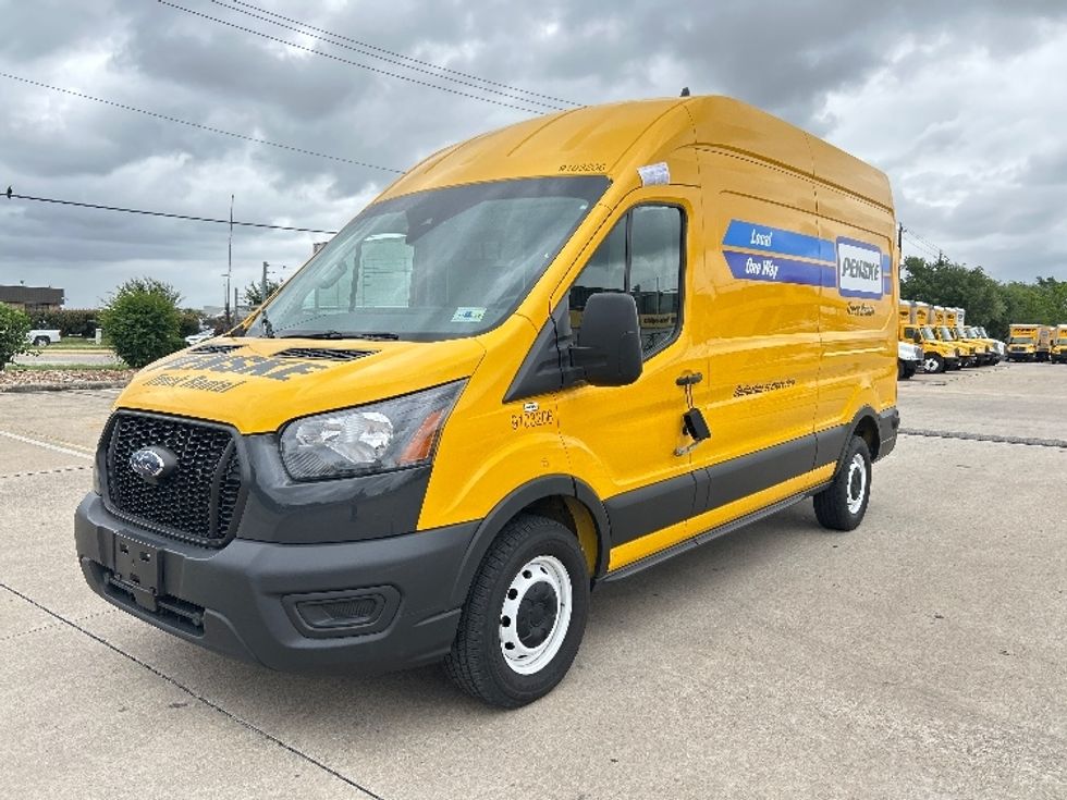 Cargo Van (Panel Van)-Light and Medium Duty Trucks-Ford-2023-Transit 250-Houston-TX-75,398\n\t\tmiles-$ 38,000 - Image 3