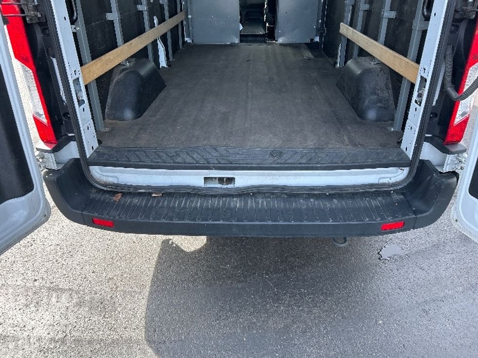 Cargo Van (Panel Van)-Light and Medium Duty Trucks-Ford-2023-Transit 250-Indianapolis-IN-152,844\n\t\tmiles-$ 35,500 - Image 10