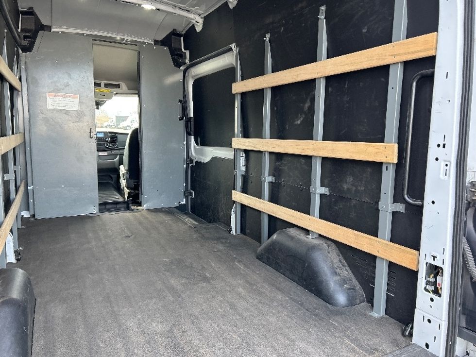 Cargo Van (Panel Van)-Light and Medium Duty Trucks-Ford-2023-Transit 250-Indianapolis-IN-152,844\n\t\tmiles-$ 35,500 - Image 12