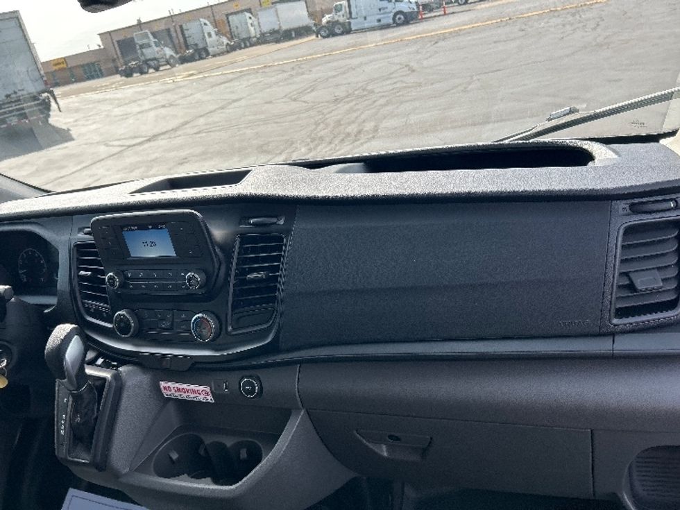 Cargo Van (Panel Van)-Light and Medium Duty Trucks-Ford-2023-Transit 250-Indianapolis-IN-152,844\n\t\tmiles-$ 35,500 - Image 21