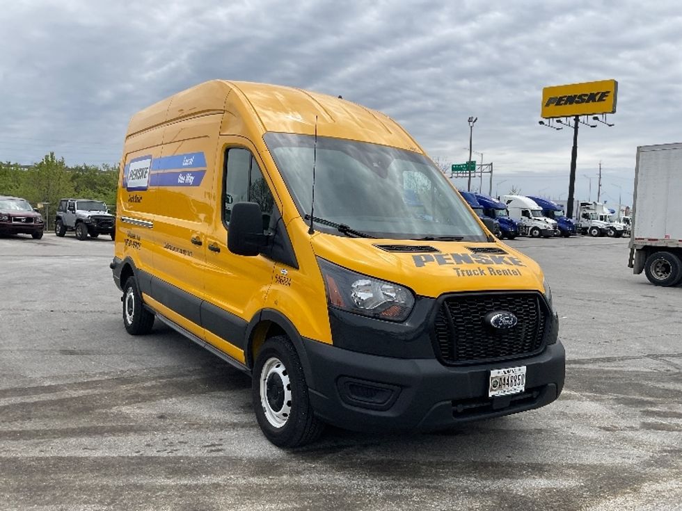Cargo Van (Panel Van)-Light and Medium Duty Trucks-Ford-2023-Transit 250-Indianapolis-IN-50,520\n\t\tmiles-$ 39,000 - Image 1