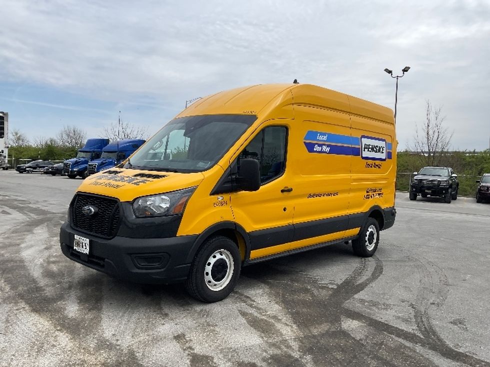 Cargo Van (Panel Van)-Light and Medium Duty Trucks-Ford-2023-Transit 250-Indianapolis-IN-50,520\n\t\tmiles-$ 39,000 - Image 3