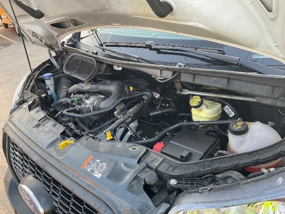 Cargo Van (Panel Van)-Light and Medium Duty Trucks-Ford-2023-Transit 250-Indianapolis-IN-67,262\n\t\tmiles-$ 40,750 - Image 22