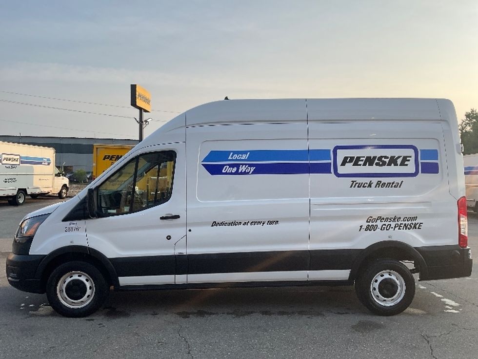 Cargo Van (Panel Van)-Light and Medium Duty Trucks-Ford-2023-Transit 250-Indianapolis-IN-67,262\n\t\tmiles-$ 40,750 - Image 4