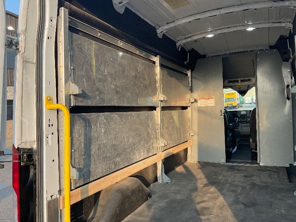 Cargo Van (Panel Van)-Light and Medium Duty Trucks-Ford-2023-Transit 250-Indianapolis-IN-67,262\n\t\tmiles-$ 40,750 - Image 9