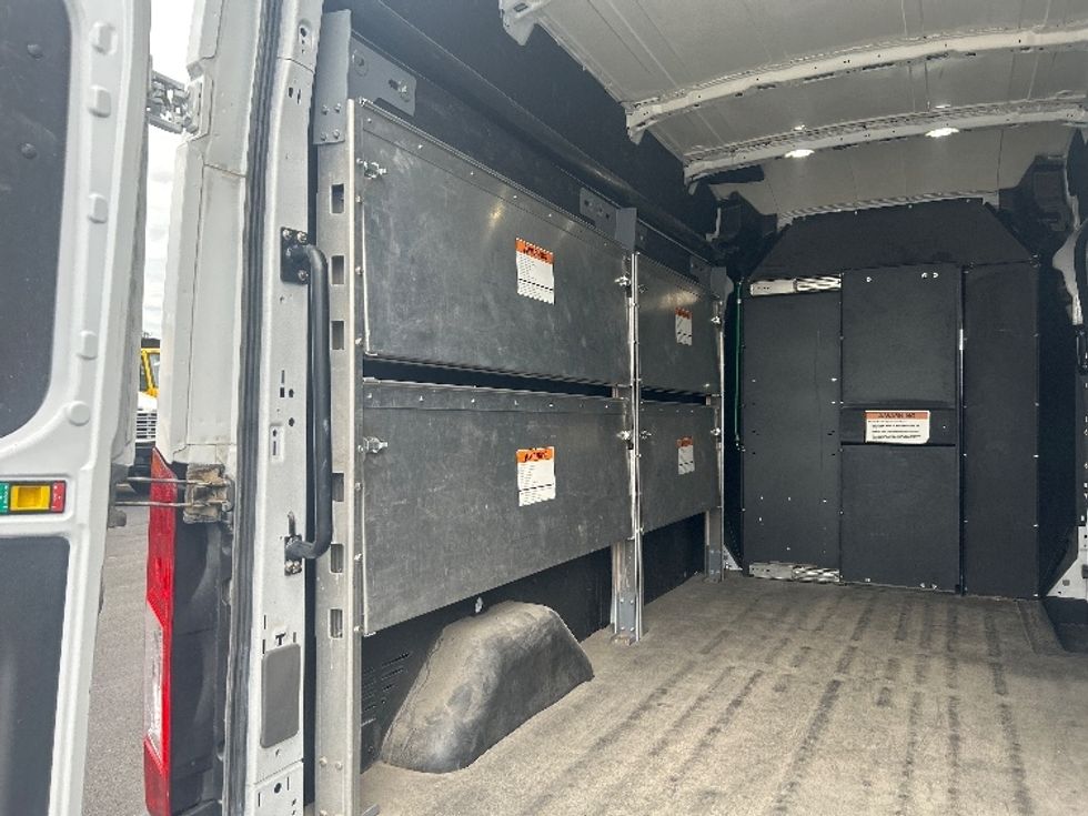 Cargo Van (Panel Van)-Light and Medium Duty Trucks-Ford-2023-Transit 250-Indianapolis-IN-71,376\n\t\tmiles-$ 47,500 - Image 11