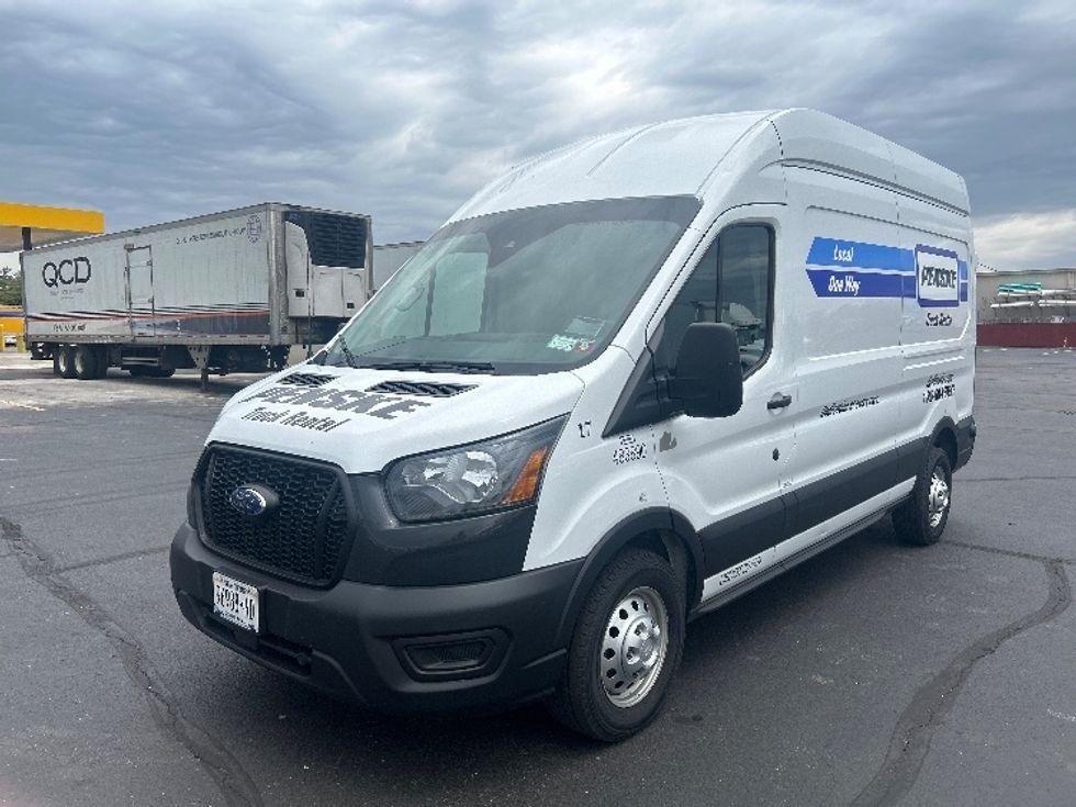 Cargo Van (Panel Van)-Light and Medium Duty Trucks-Ford-2023-Transit 250-Indianapolis-IN-71,376\n\t\tmiles-$ 47,500 - Image 3
