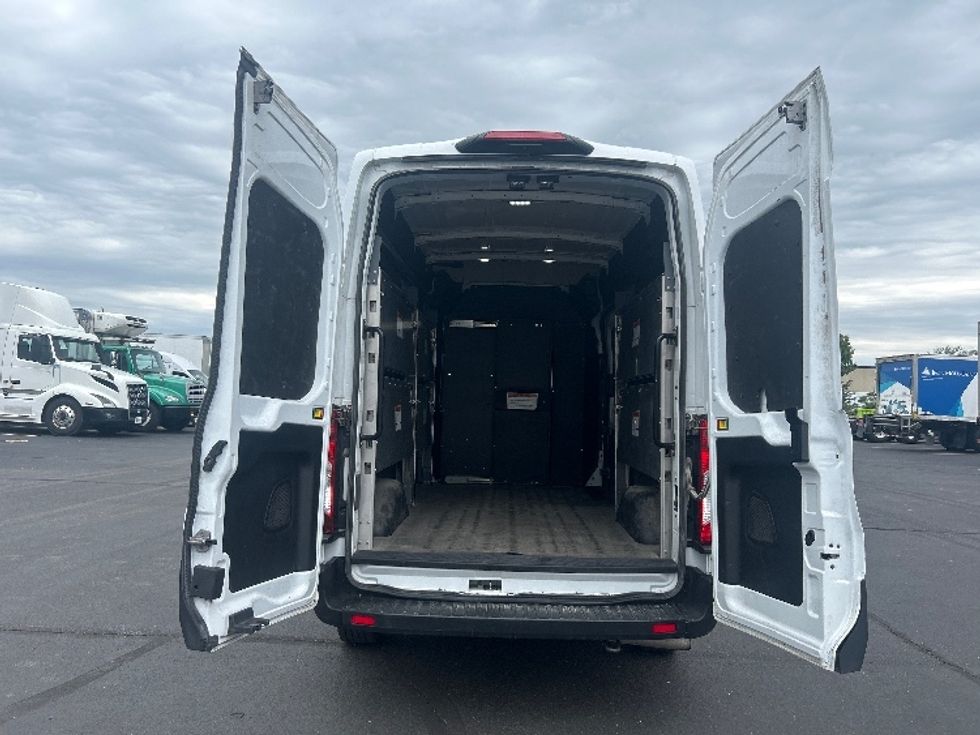 Cargo Van (Panel Van)-Light and Medium Duty Trucks-Ford-2023-Transit 250-Indianapolis-IN-71,376\n\t\tmiles-$ 47,500 - Image 8