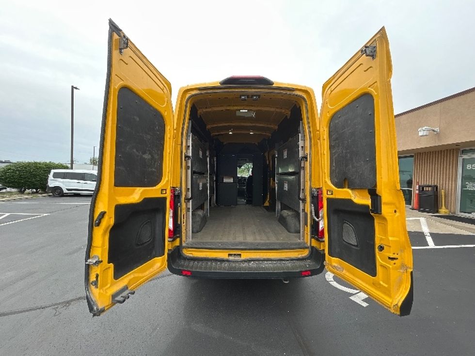 Cargo Van (Panel Van)-Light and Medium Duty Trucks-Ford-2023-Transit 250-Indianapolis-IN-77,198\n\t\tmiles-$ 41,750 - Image 8