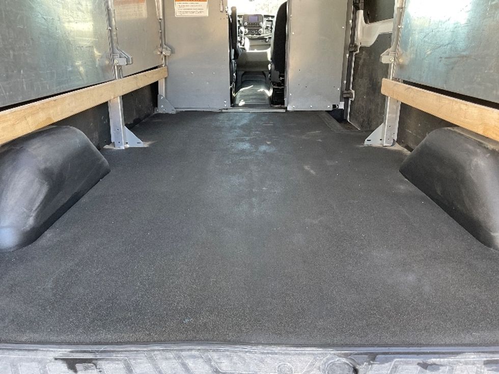 Cargo Van (Panel Van)-Light and Medium Duty Trucks-Ford-2023-Transit 250-Indianapolis-IN-81,264\n\t\tmiles-$ 34,750 - Image 9