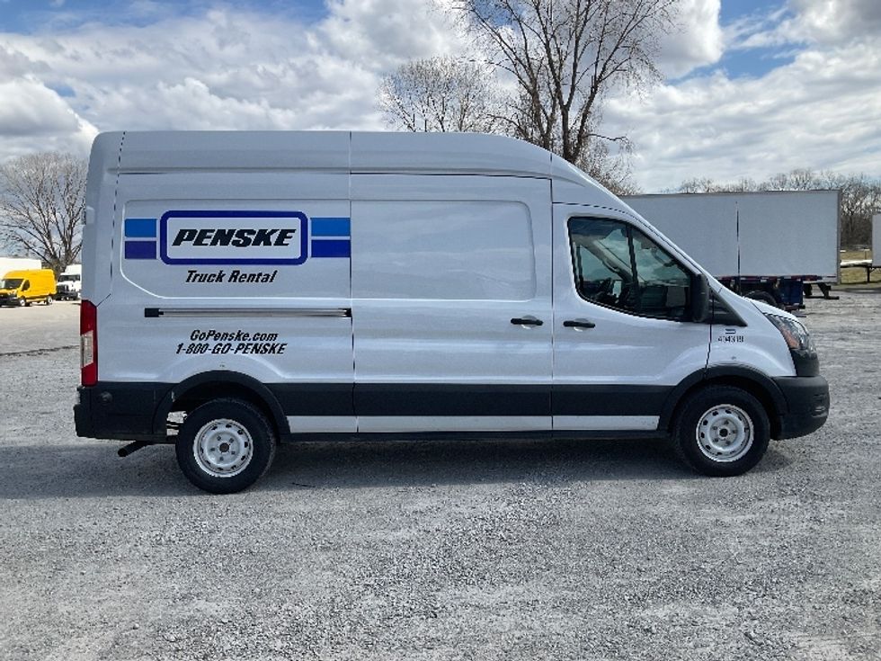 Cargo Van (Panel Van)-Light and Medium Duty Trucks-Ford-2023-Transit 250-Jackson-TN-75,952\n\t\tmiles-$ 42,750 - Image 15