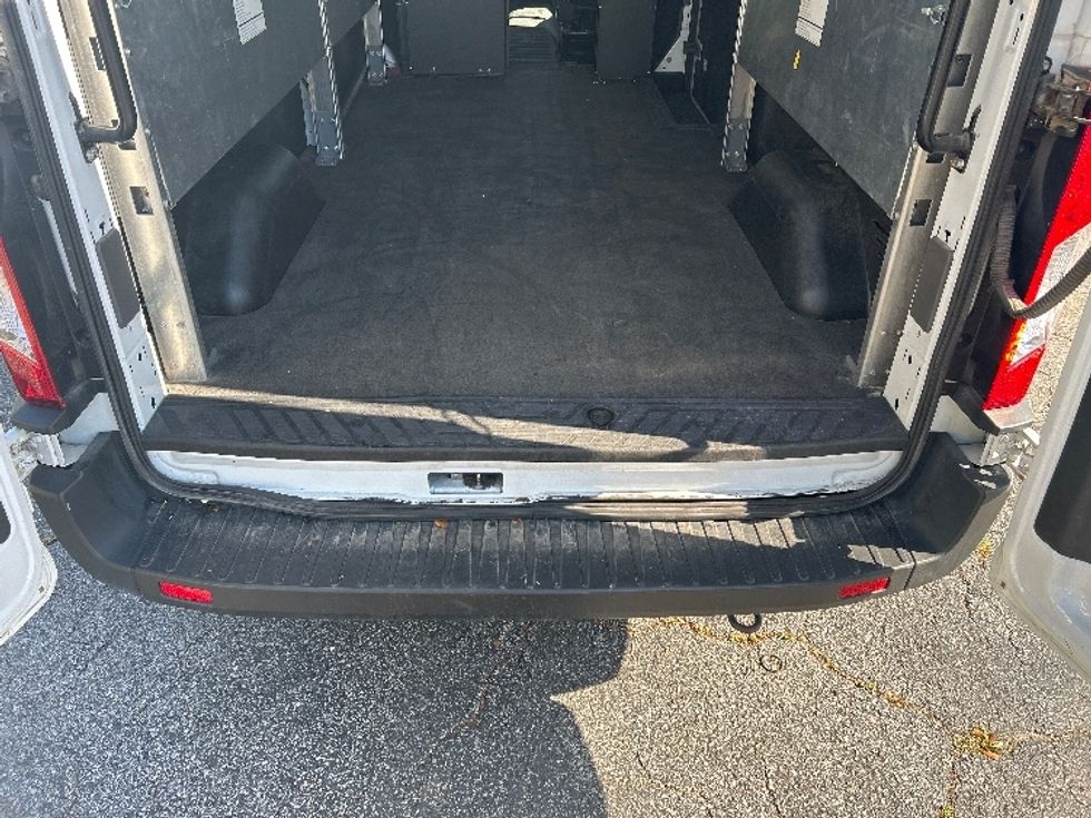 Cargo Van (Panel Van)-Light and Medium Duty Trucks-Ford-2023-Transit 250-Jacksonville-FL-40,097\n\t\tmiles-$ 46,250 - Image 10
