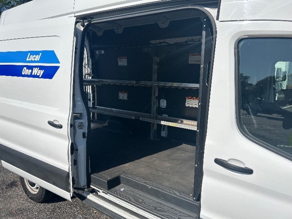 Cargo Van (Panel Van)-Light and Medium Duty Trucks-Ford-2023-Transit 250-Jacksonville-FL-40,097\n\t\tmiles-$ 46,250 - Image 28