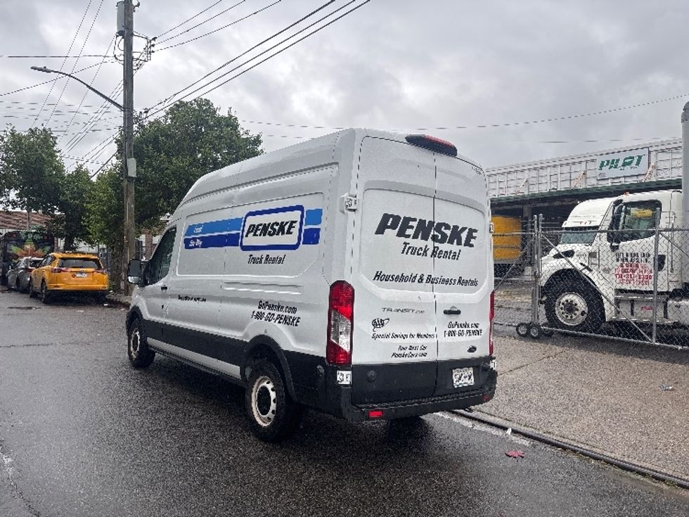 Cargo Van (Panel Van)-Light and Medium Duty Trucks-Ford-2023-Transit 250-Jamaica-NY-22,057\n\t\tmiles-$ 46,000 - Image 6