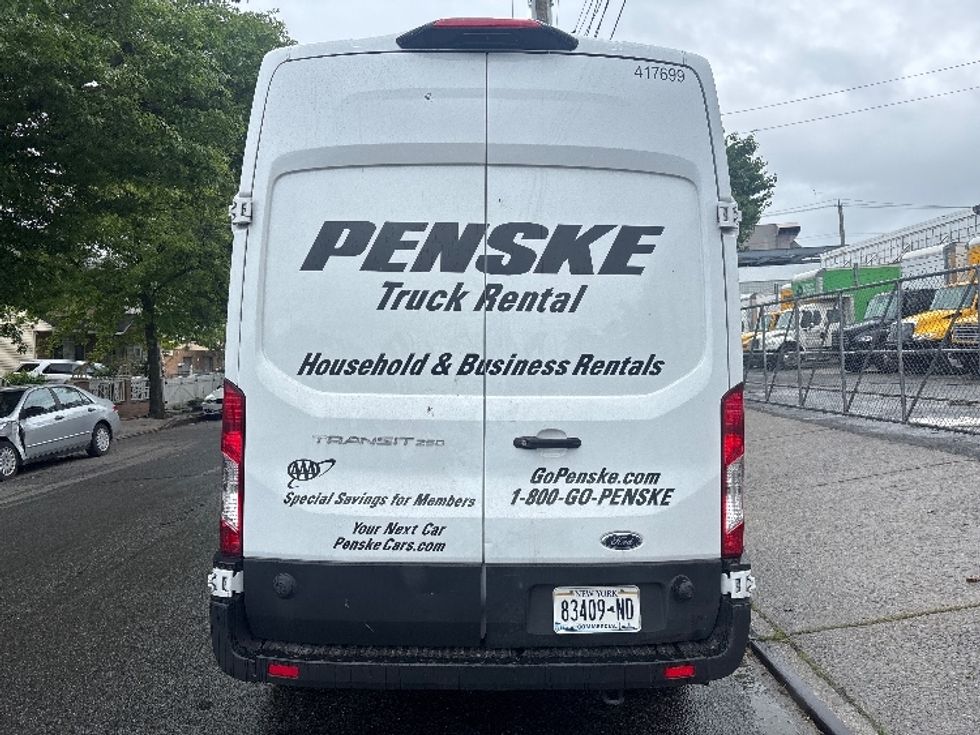 Cargo Van (Panel Van)-Light and Medium Duty Trucks-Ford-2023-Transit 250-Jamaica-NY-22,057\n\t\tmiles-$ 46,000 - Image 7