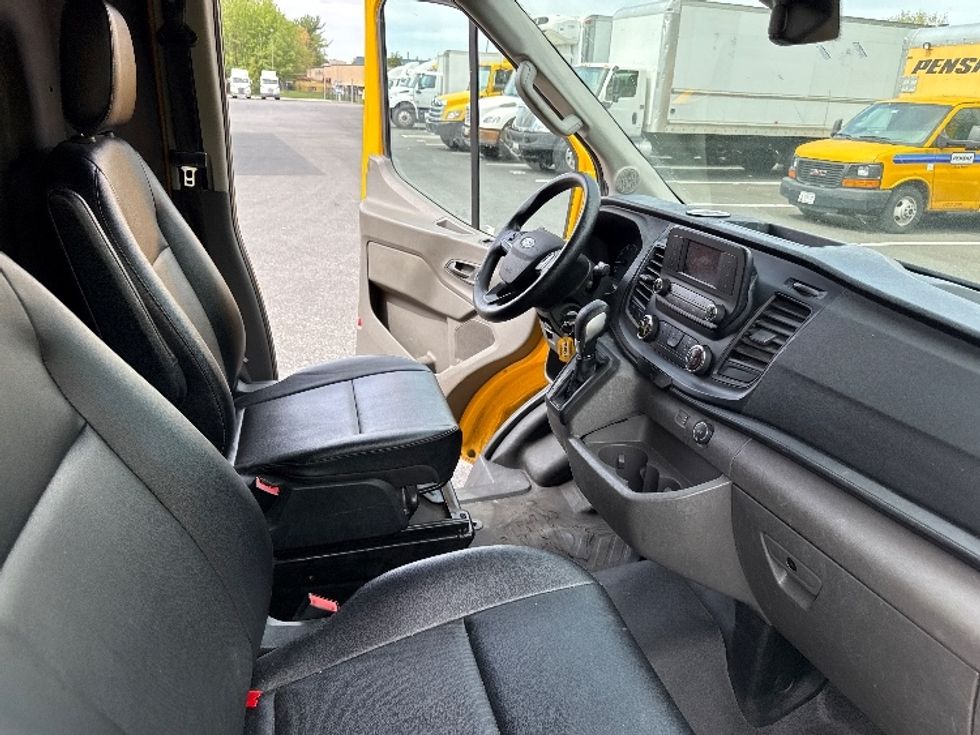 Cargo Van (Panel Van)-Light and Medium Duty Trucks-Ford-2023-Transit 250-Jessup-MD-28,620\n\t\tmiles-$ 52,000 - Image 22