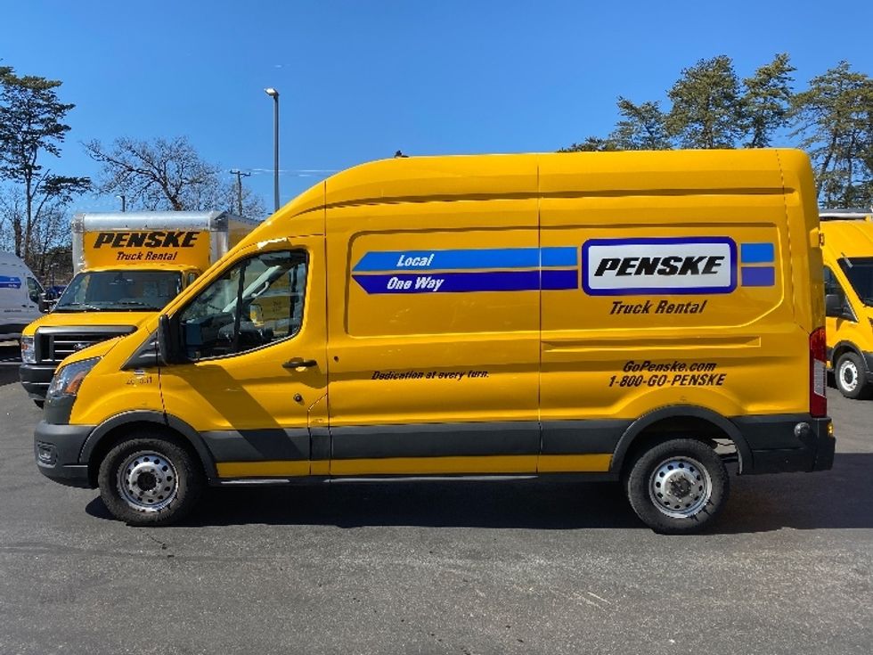 Cargo Van (Panel Van)-Light and Medium Duty Trucks-Ford-2023-Transit 250-Jessup-MD-46,787\n\t\tmiles-$ 48,250 - Image 4