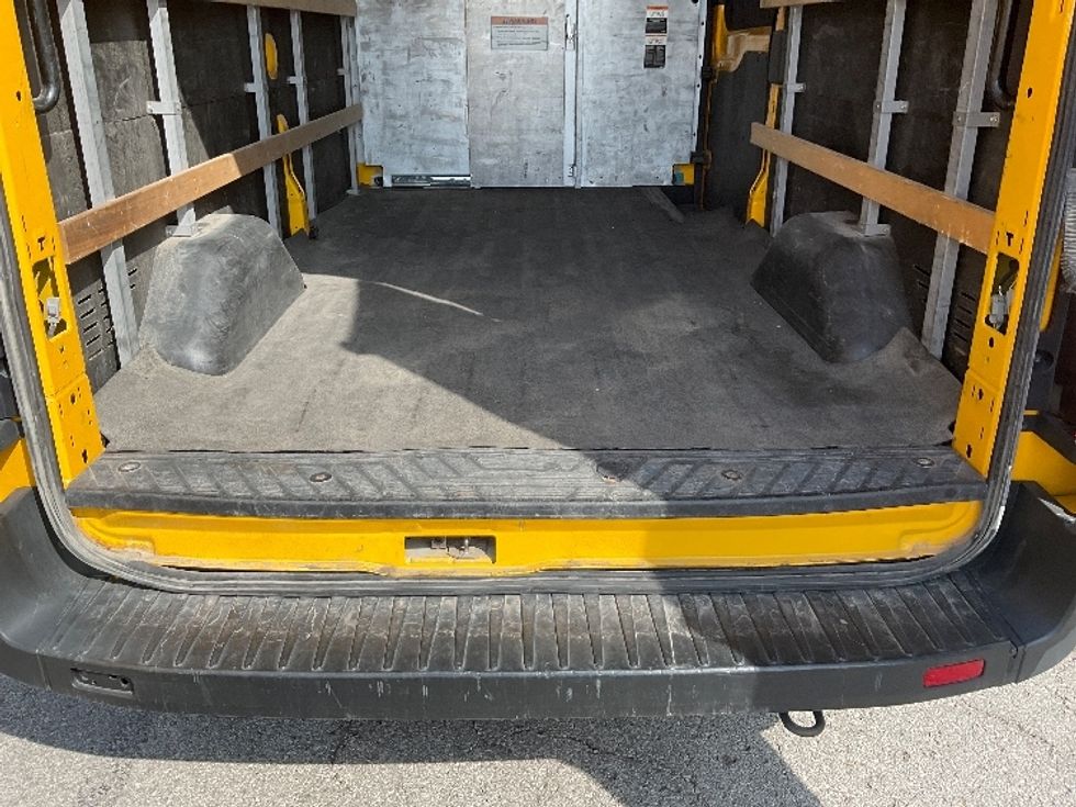 Cargo Van (Panel Van)-Light and Medium Duty Trucks-Ford-2023-Transit 250-Kansas City-MO-107,522\n\t\tmiles-$ 30,250 - Image 10