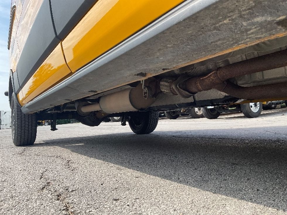 Cargo Van (Panel Van)-Light and Medium Duty Trucks-Ford-2023-Transit 250-Kansas City-MO-107,522\n\t\tmiles-$ 30,250 - Image 14