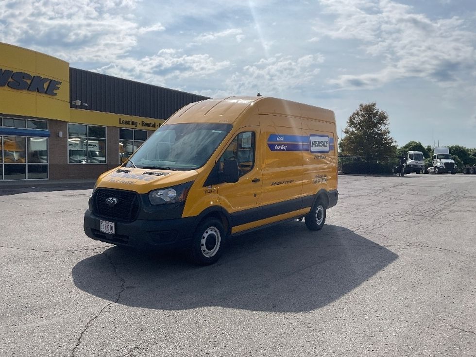 Cargo Van (Panel Van)-Light and Medium Duty Trucks-Ford-2023-Transit 250-Kansas City-MO-107,522\n\t\tmiles-$ 30,250 - Image 3