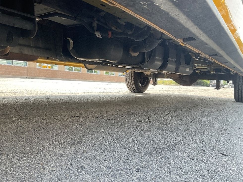 Cargo Van (Panel Van)-Light and Medium Duty Trucks-Ford-2023-Transit 250-Kansas City-MO-107,522\n\t\tmiles-$ 30,250 - Image 5