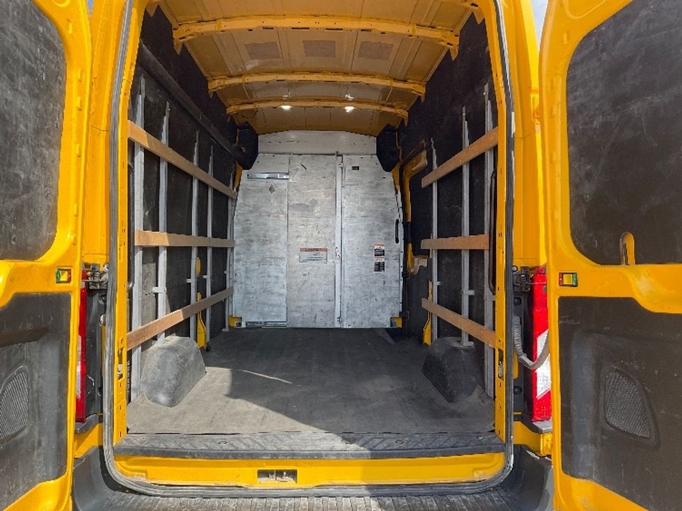 Cargo Van (Panel Van)-Light and Medium Duty Trucks-Ford-2023-Transit 250-Kansas City-MO-107,522\n\t\tmiles-$ 30,250 - Image 8