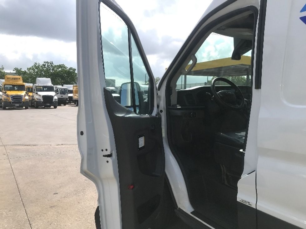 Cargo Van (Panel Van)-Light and Medium Duty Trucks-Ford-2023-Transit 250-Katy-TX-52,295\n\t\tmiles-$ 45,500 - Image 15
