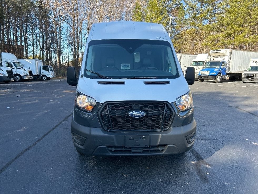 Cargo Van (Panel Van)-Light and Medium Duty Trucks-Ford-2023-Transit 250-Kennesaw-GA-68,105\n\t\tmiles-$ 52,000 - Image 2