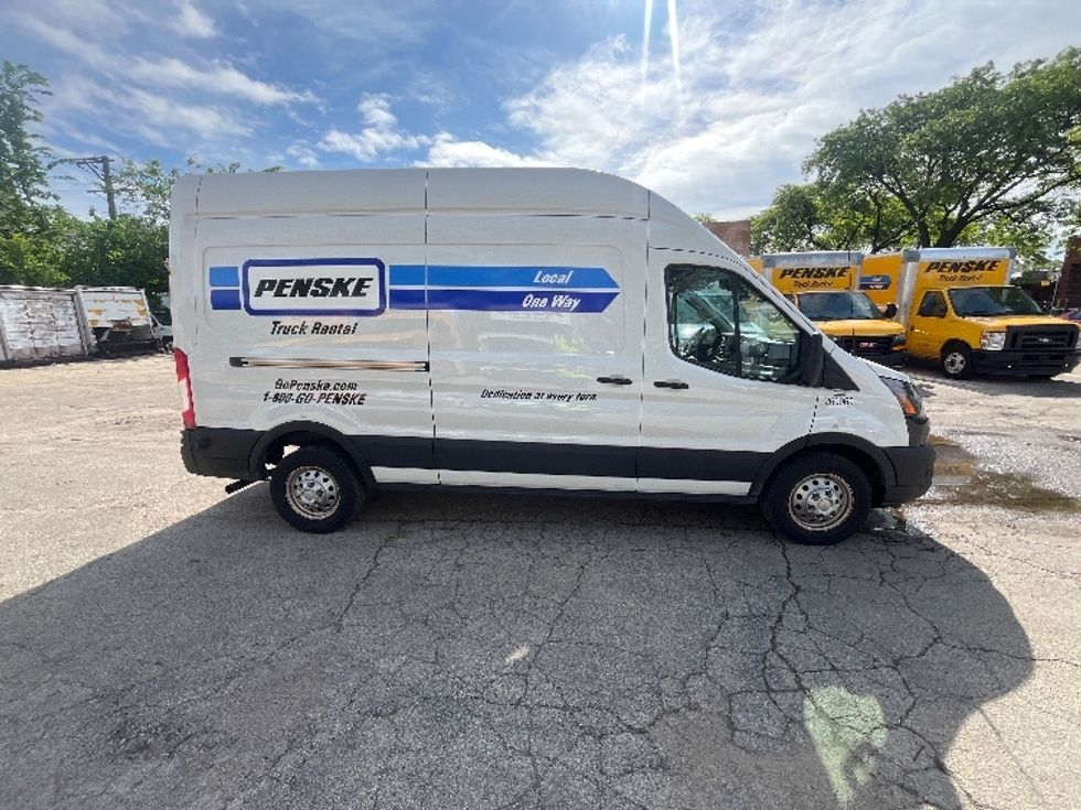 Cargo Van (Panel Van)-Light and Medium Duty Trucks-Ford-2023-Transit 250-La Porte-IN-94,883\n\t\tmiles-$ 36,750 - Image 15