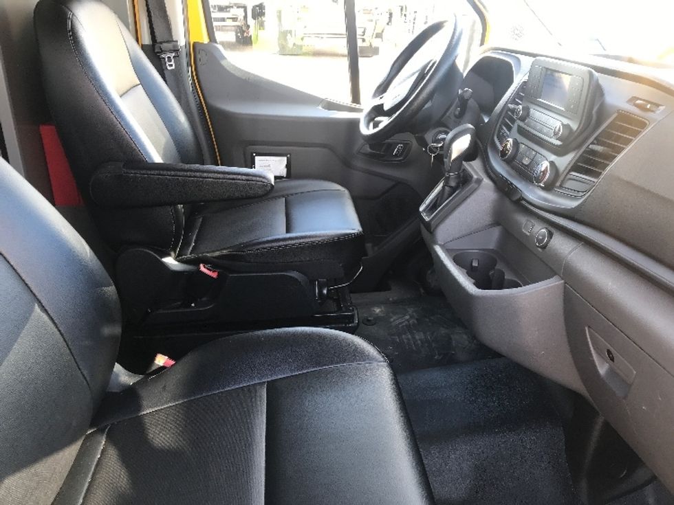 Cargo Van (Panel Van)-Light and Medium Duty Trucks-Ford-2023-Transit 250-Lakewood-WA-90,840\n\t\tmiles-$ 28,250 - Image 20