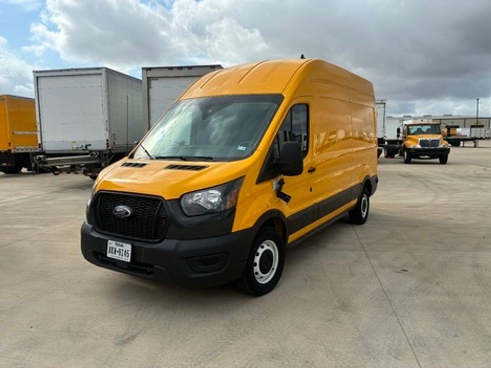 Cargo Van (Panel Van)-Light and Medium Duty Trucks-Ford-2023-Transit 250-Lakewood-WA-90,840\n\t\tmiles-$ 28,250 - Image 3