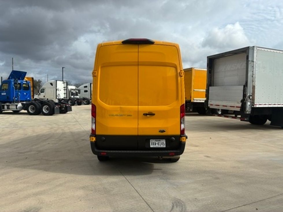Cargo Van (Panel Van)-Light and Medium Duty Trucks-Ford-2023-Transit 250-Lakewood-WA-90,840\n\t\tmiles-$ 28,250 - Image 7