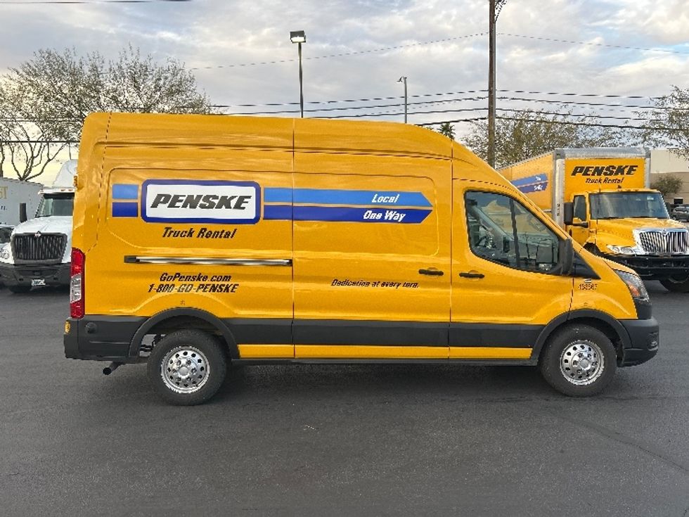 Cargo Van (Panel Van)-Light and Medium Duty Trucks-Ford-2023-Transit 250-Las Vegas-NV-25,889\n\t\tmiles-$ 53,250 - Image 15