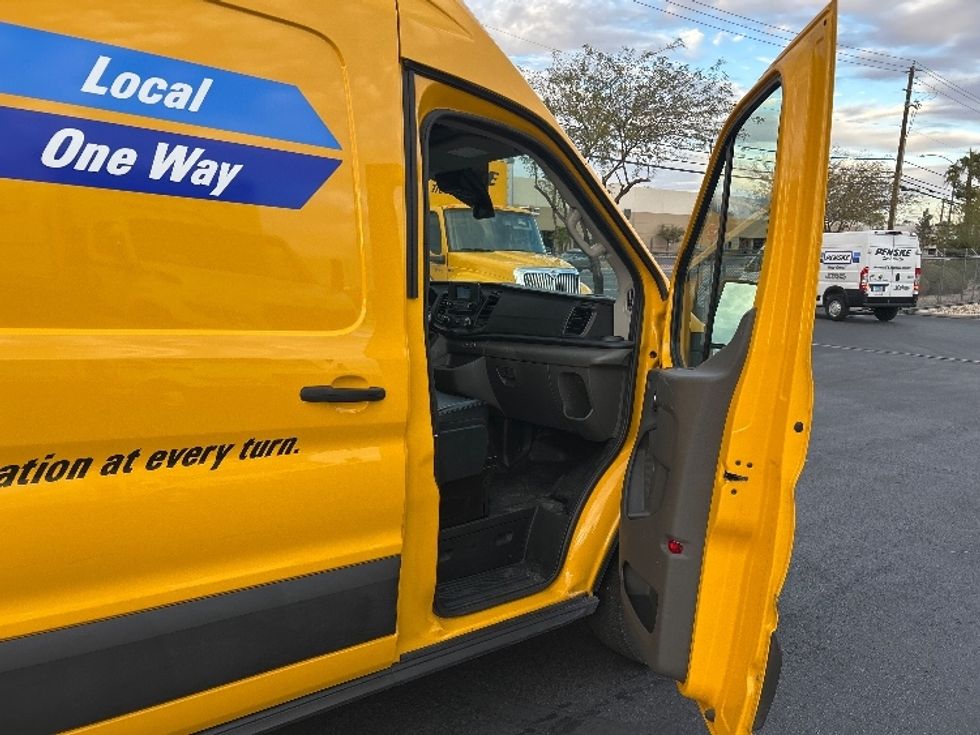 Cargo Van (Panel Van)-Light and Medium Duty Trucks-Ford-2023-Transit 250-Las Vegas-NV-25,889\n\t\tmiles-$ 53,250 - Image 20