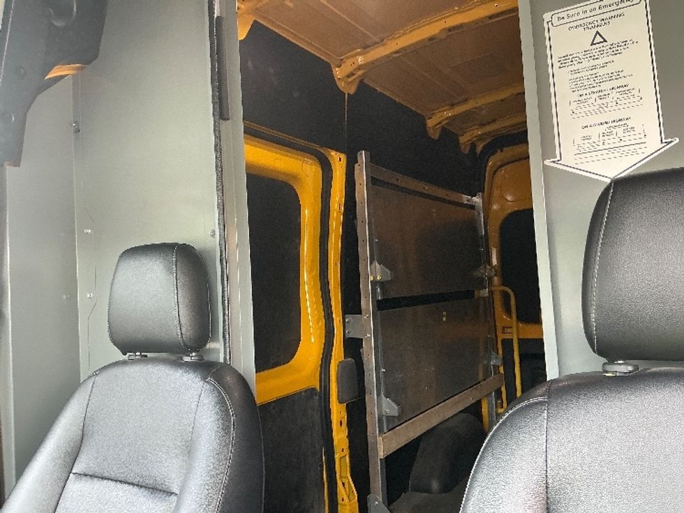 Cargo Van (Panel Van)-Light and Medium Duty Trucks-Ford-2023-Transit 250-Lexington-KY-58,158\n\t\tmiles-$ 38,750 - Image 21